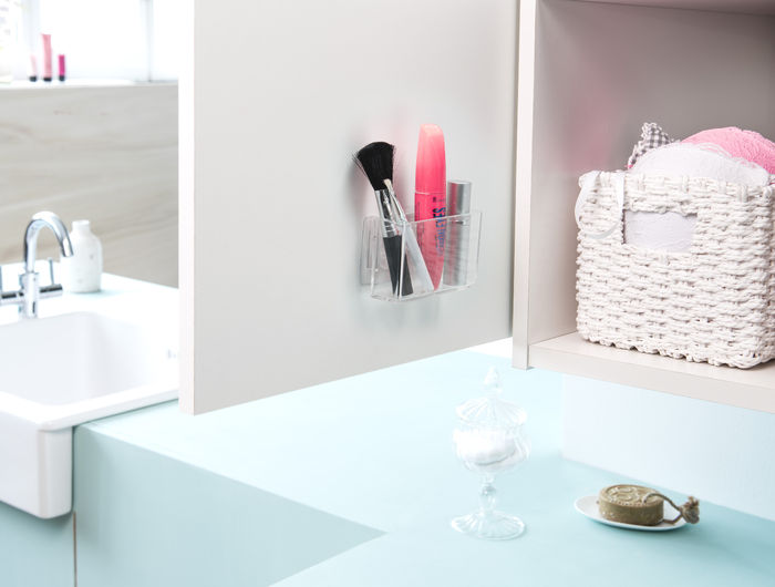 Caja pequeña mural para maquillaje 5 Compactor