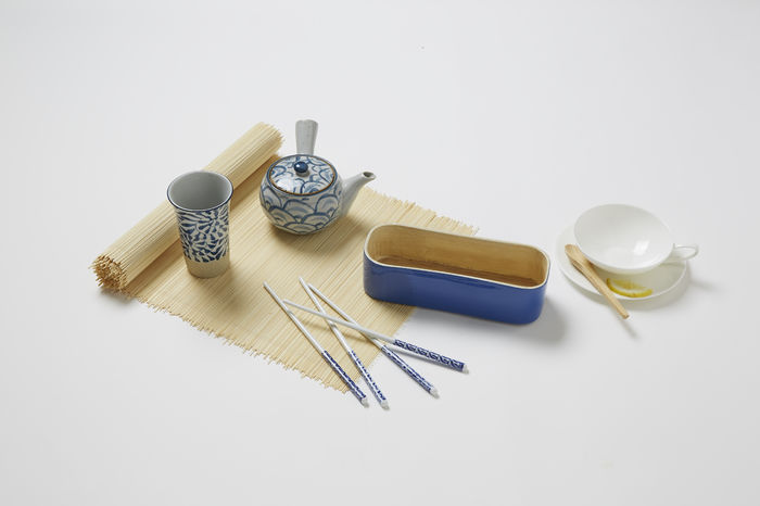 Vacia bolsillos de bambú lacado color índigo "Danang" 5 Compactor